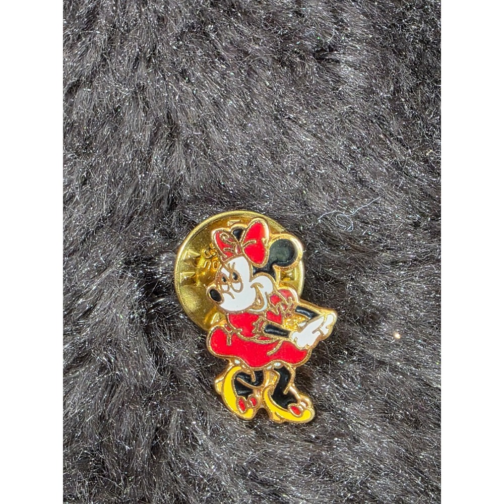 Disney Minnie Mouse Enamel Pin Gold Tone Red Dress Classic Character Lapel Pin